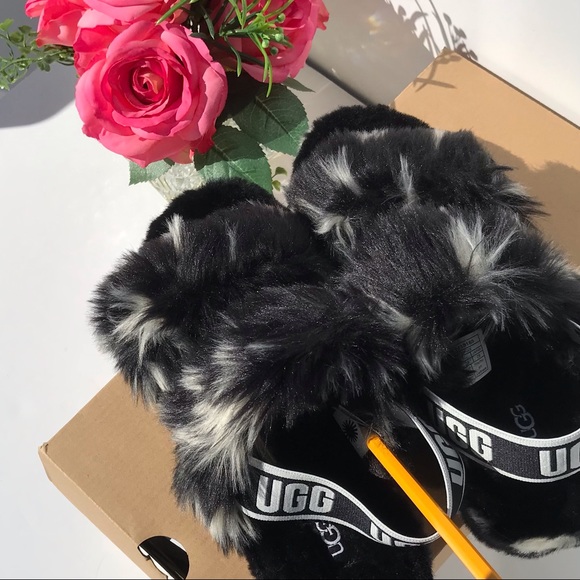 UGG OH Yeah Spots - Picture 9 of 9